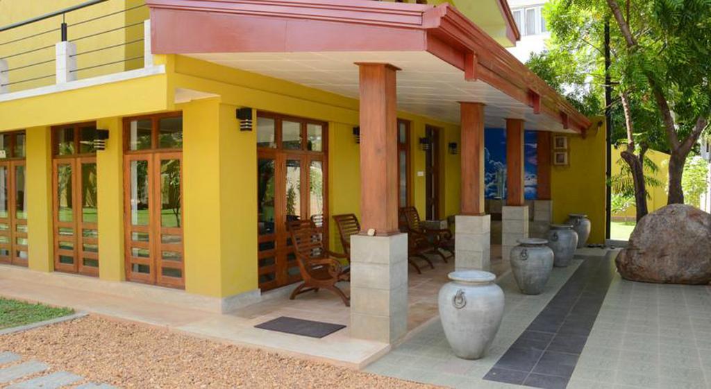Inlak Garden Hotel Negombo Eksteriør billede
