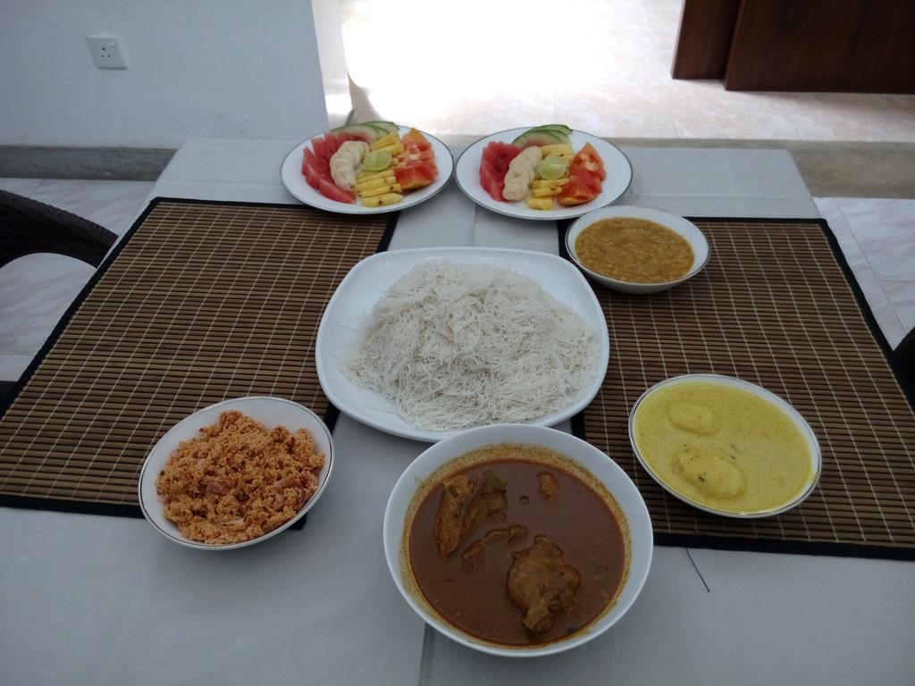 Inlak Garden Hotel Negombo Eksteriør billede