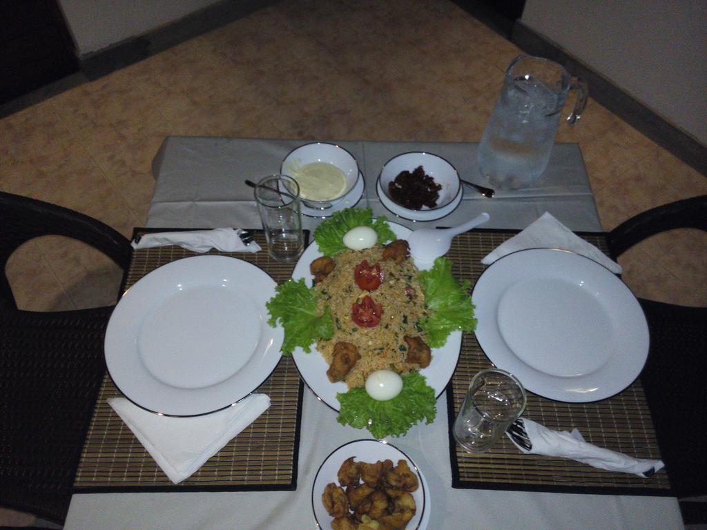 Inlak Garden Hotel Negombo Eksteriør billede
