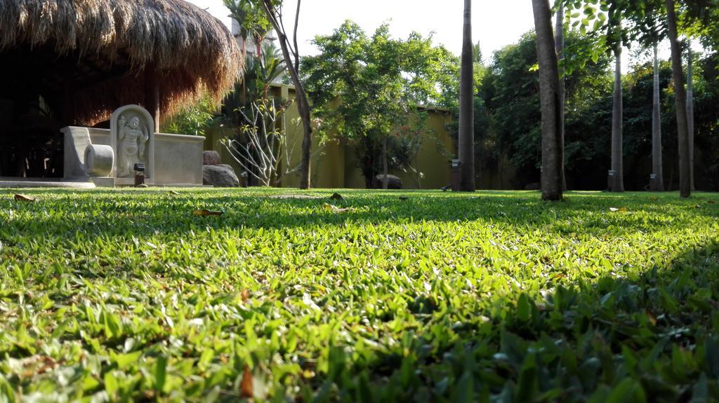 Inlak Garden Hotel Negombo Eksteriør billede